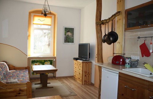 Zothen Apartment | Vacation on the farm with a castle view in individual apartment