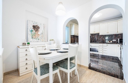 Arguineguin Apartment | Vacation 'Pomelo 1' with Sea View, Wi-Fi and Air Conditioning