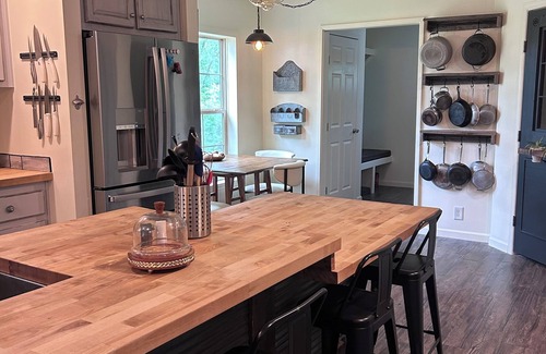 Cohasset House | Vacation rental and Wedding Venue