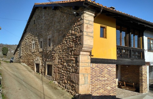 Pandiello House | Vacation Rentals in Pandiello, Cabrales