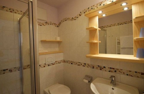 Nussdorf am Attersee Apartment | Vacation room violets, daisies, cowslip - organic farm family