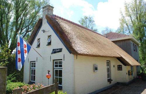 Jistrum House | Vakantiehuis "It koaihûs"