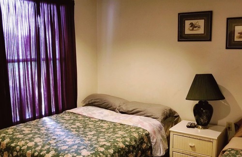 Hummels Wharf Hotel | Valley Lodge Motel
