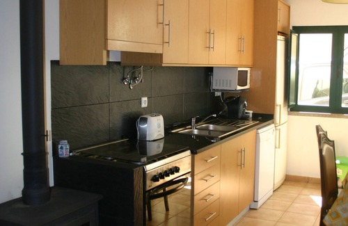 Fundao House | Valley of Pleasures - Snow, Field, Mountain and Peace