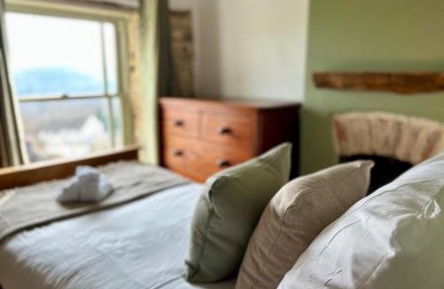 Stroud House | Valley View Cottage by MaisonPro