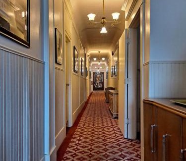 Seward Hotel | Van Gilder Hotel