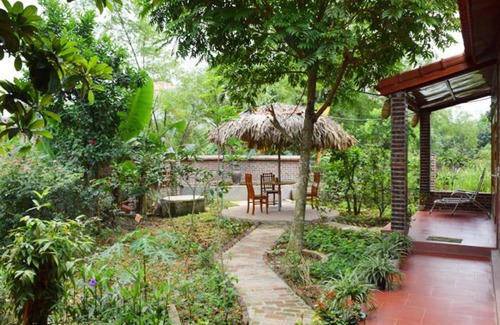 Gia Vien Bed & Breakfast | Van Long Family Homestay