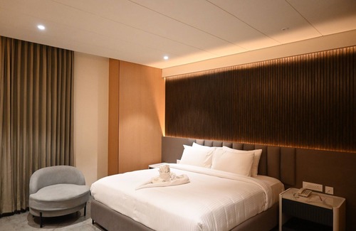 Vellore Hotel | VANTARA SUITES