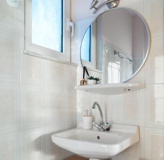 Petra Apartment | Vasiliki Studios