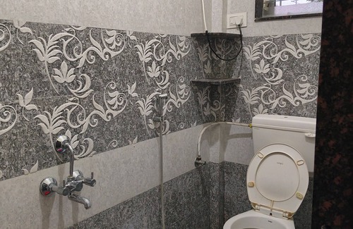 Akalkot Cabin | Vatavruksha Swamikrupa Residency