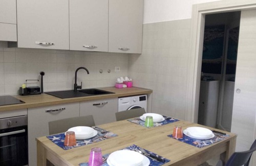 Giovinazzo Apartment | Vello Blu Apartment 5 minutes from the sea, the station and the historic center.