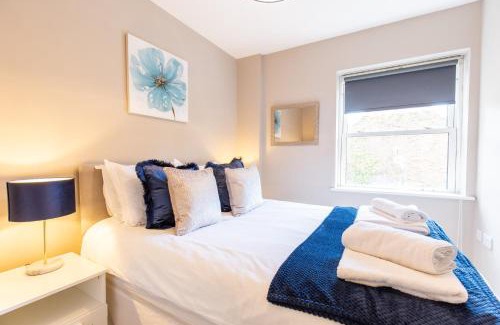 Hoddesdon Apartment | Velvet 2-bedroom apartment, Conduit Lane, Hoddesdon