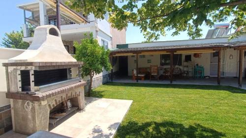 Nea Mesagkala House | Verde Home