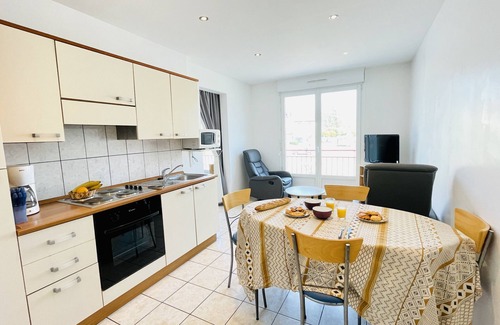 Forges-les-Bains Apartment | Verlaine: 1-bedroom apartment 300m from the Bains les Bains thermal baths