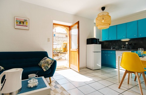 Congenies Apartment | Vermeillade, Location Adult Only between Montpellier and Nîmes