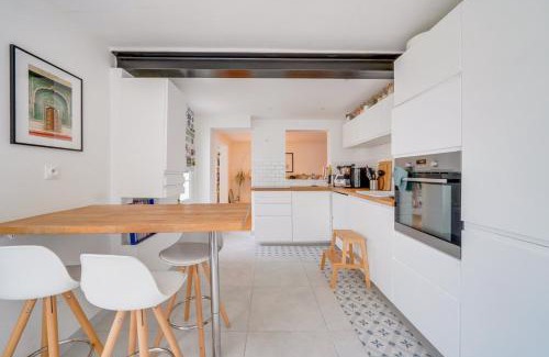 Bacalan House | Very quiet & modern family home