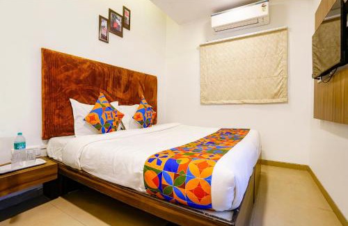 Andheri Hotel | Via Amfahh Inn - Nr-Kokilaben Hospital
