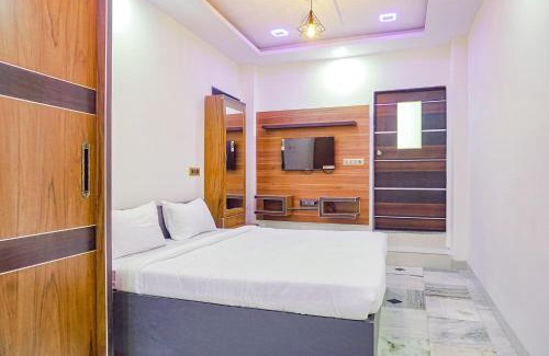 Wagholi Hotel | Via Classic Square I