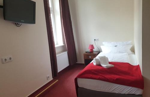 Frankfurt an der Oder Apartment | Viadrina Rooms & Apartments Frankfurt-Oder am Park im Zentrum