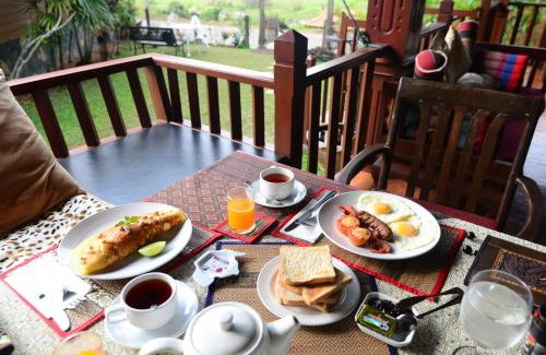 Yonok Hotel | Viang Yonok Hotel, Restaurant, Sports Club