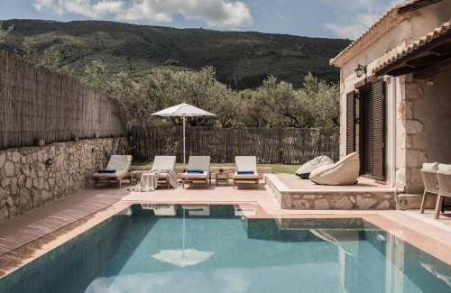Mouzaki Villa | Viatzo Villas - Eclectic Villas with Heated Saltwater Pools
