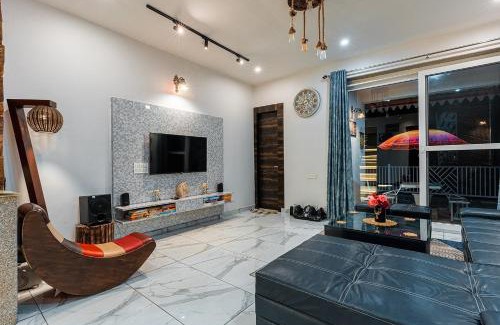 Gagar Villa | Vibhasa-The Scenic Solitude Villa Amidst Himalayas Near Kainchi Dham-Where BBQ and Bonfires Ignite the Adventure