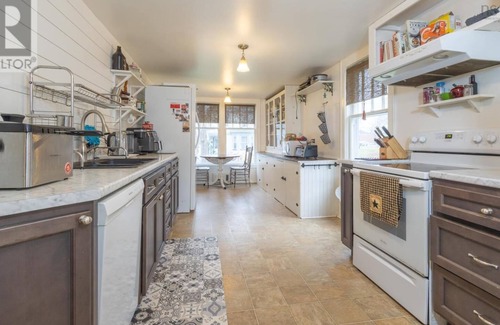 Yarmouth House | Victorian era home with modern upgrades.