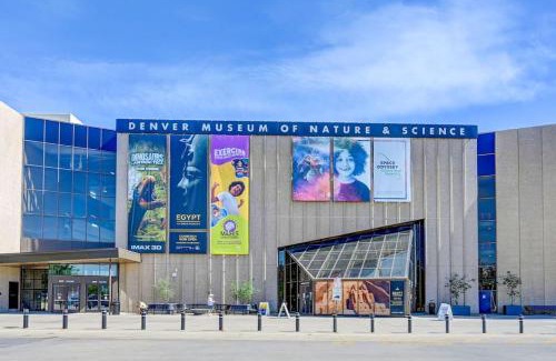 San Rafael House | Victorian Manor 1 mile from Downtown Denver!