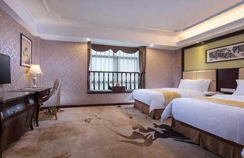 Meixian Hotel | Vienna 3 Best Hotel Meizhou Mei County People Square