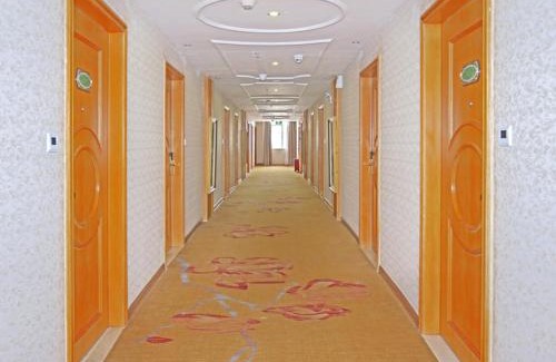 Longhu Qu Hotel | Vienna Hotel Shantou Longhu South Taishan Road