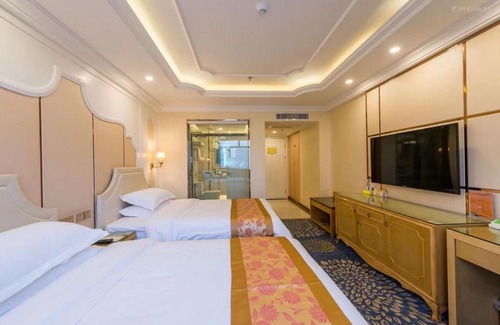 Chengbei District Hotel | Vienna International Hotel Qinghai Xining Tianjun Bridge