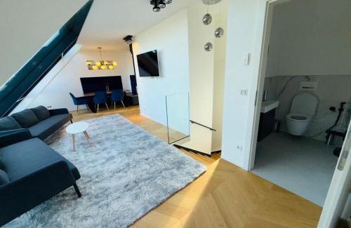 Leopoldstadt Apartment | Vienna Royal Penthouse