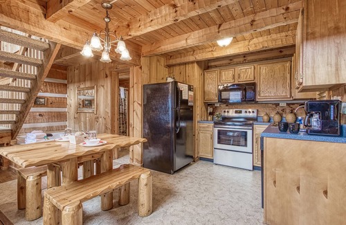 Sevierville Cabin | View-topia! VIEWS, VIEWS AND MORE VIEWS