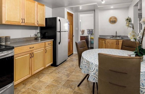 Harvey Apartment | Views, near famous attractions Fundy's Lost Lobster Apartment