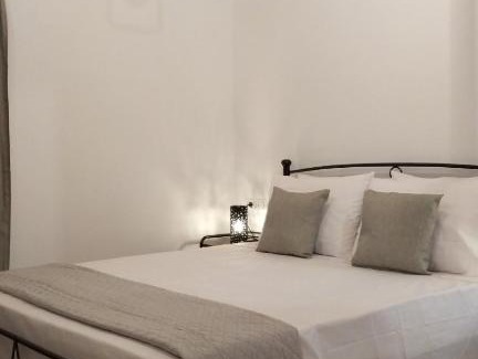 Loucha House | Vikou House - Nestled in One of Zakynthos Oldest Villages A Tranquil Retreat Close to Renowned Beaches Offering Authentic Zakynthian Hospitality By Villa Mana Gers