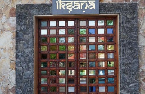 Halol Hotel | Vikrama Heritage Resort Pavagadh