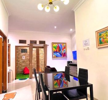 Ngaglik Villa | Vila Kusuma Estate Batu