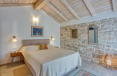 Selina Villa | Villa 4 Flowers