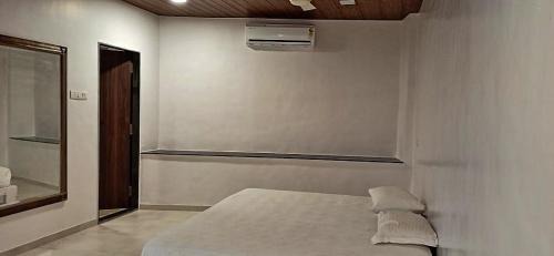 Aarey Colony Apartment | Villa 406, Dr Wade with Private Pool and Gazebo in Royal Palms Mumbai