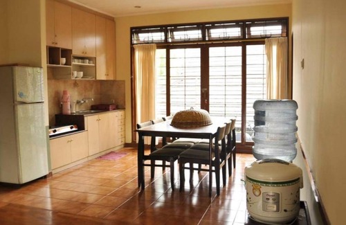 Cipanas Villa | VILLA ADE - 0222 KOTA BUNGA PUNCAK