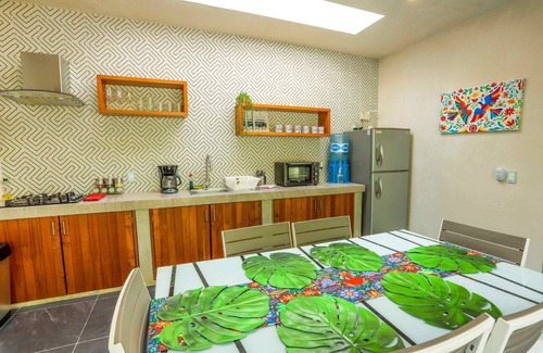 Buenavista Villa | Villa Alebrije, pool, AC near lagoon