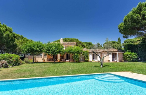 Gassin Apartment | Villa Alina - Studio Apartment, Sleeps 12