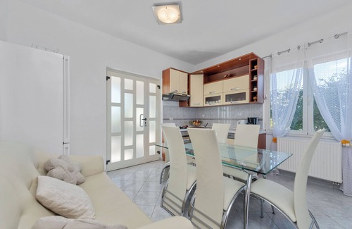 Neoric House | Villa Almas (V8681-K1) - Neorić