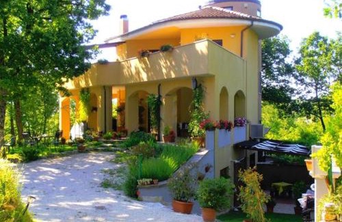 Vinchiaturo Bed & Breakfast | Villa Almelia