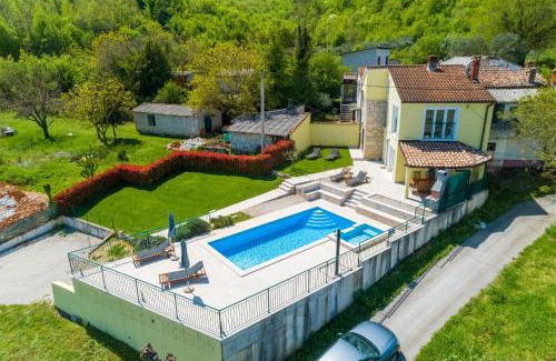 Rakotule Villa | Villa Ana