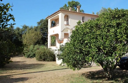 Porto-Vecchio Villa | Villa Ana Porto-Vecchio Sleeps 8 4 bedrooms Private heated pool