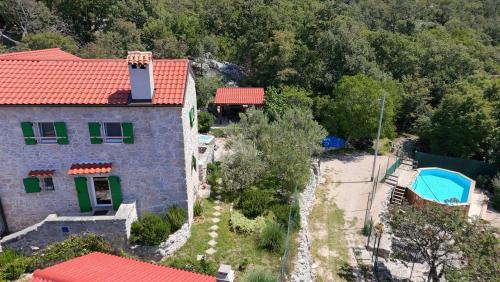 Cres Villa | Villa Ana with jacuzzi & swimming pool