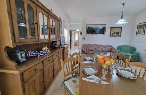Ravanusa Apartment | Villa Anna by Holiday World