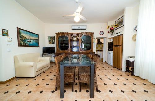 Lido Marini Villa | Villa Anna By Vivimy