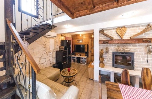 Lecevica Villa | Villa Antonio - Five Bedroom Villa with Swimming Pool